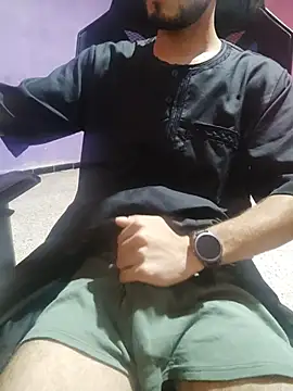 Snapshot of halim_Hott chatting on 07-14-26, 12:33 halim Hott online show from 07-14-26, 12:33
