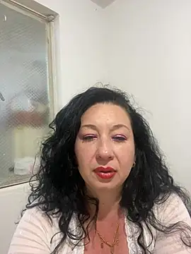 Snapshot of TheEmpress89 chatting on 06-17-26, 03:28 TheEmpress89 online show from 06-17-26, 03:28