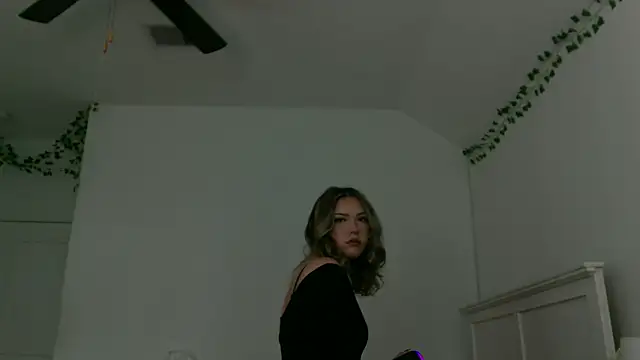 Snapshot of juicyxi chatting on 06-09-26, 05:58 juicyxi online show from 06-09-26, 05:58