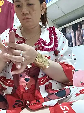 Snapshot of Forever9s chatting on 07-20-26, 02:19 Forever9s online show from 07-20-26, 02:19