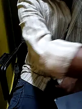 Snapshot of Lawrencedlkk007 chatting on 03-07-25, 06:54 Lawrencedlkk007 online show from 03-07-25, 06:54