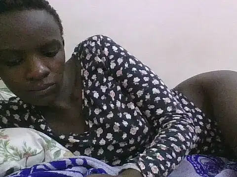 Snapshot of ebonypetite2 chatting on 07-16-26, 04:09 ebonypetite2 online show from 07-16-26, 04:09
