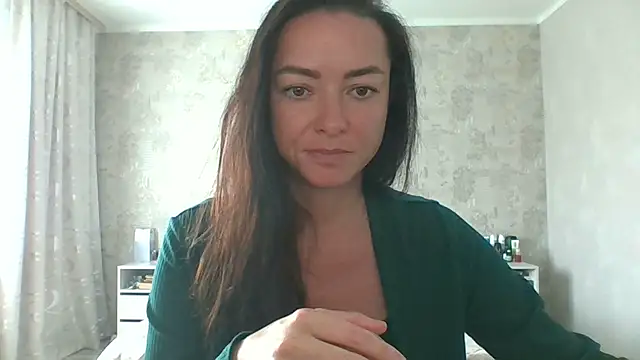 Snapshot of Mia_Salamanka chatting on 06-23-26, 06:11 Mia Salamanka online show from 06-23-26, 06:11