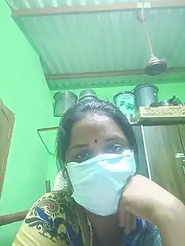 Snapshot of Tamil_Aathira_sri chatting on 07-12-26, 05:14 Tamil Aathira sri online show from 07-12-26, 05:14