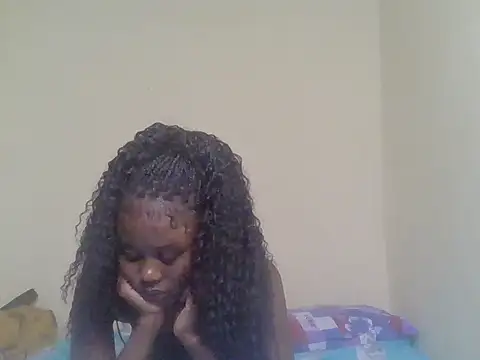 Snapshot of cute_bee chatting on 07-16-26, 03:20 cute bee online show from 07-16-26, 03:20