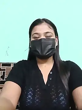 Snapshot of Sweathatamil chatting on 06-25-26, 04:56 Sweathatamil online show from 06-25-26, 04:56