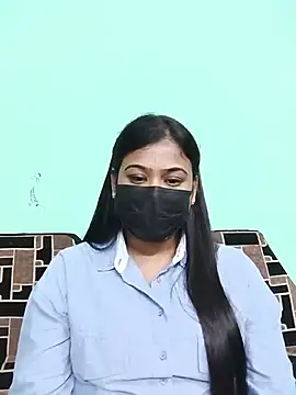 Snapshot of Sweathatamil chatting on 07-03-26, 08:15 Sweathatamil online show from 07-03-26, 08:15