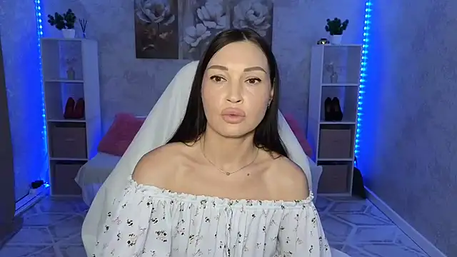 NikoleMills online show from 07-05-26, 07:04