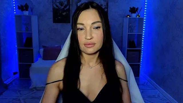 NikoleMills online show from 07-11-26, 06:13