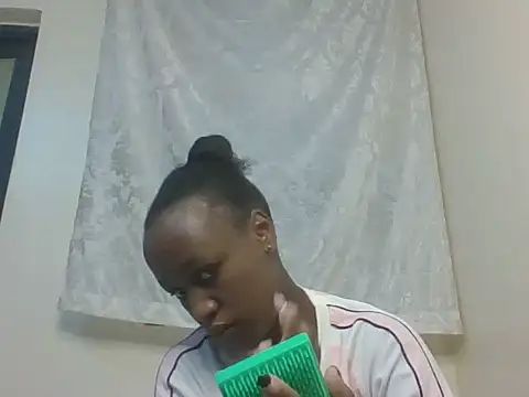 Sweet-cherrry online show from 07-04-26, 09:26