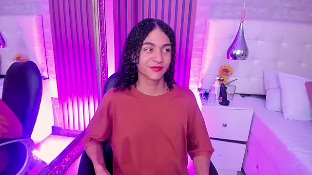 KyleeSmiith online show from 07-03-26, 04:08