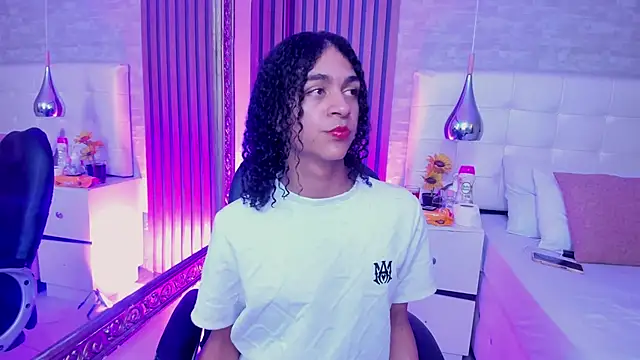 KyleeSmiith online show from 07-02-26, 04:07