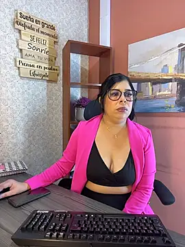 Snapshot of Brenda_Levine chatting on 07-03-26, 11:39 Brenda Levine online show from 07-03-26, 11:39
