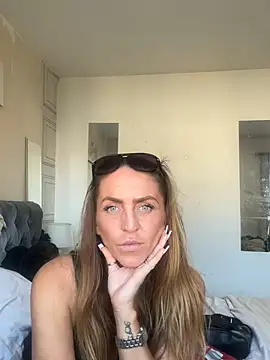 GIJANE88 online show from 06-18-26, 06:13