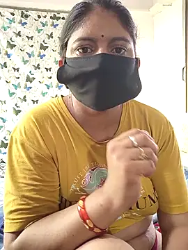 Snapshot of AnanyaSingh047 chatting on 06-11-26, 01:16 AnanyaSingh047 online show from 06-11-26, 01:16