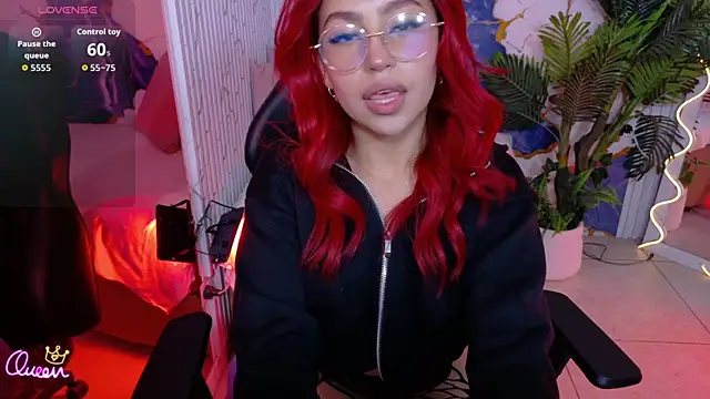 Snapshot of AYLE_TAY chatting on 06-18-26, 05:28 AYLE TAY online show from 06-18-26, 05:28