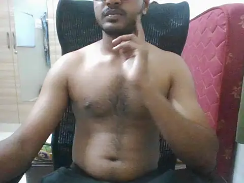Snapshot of Tamilan_fucks chatting on 07-13-26, 05:45 Tamilan fucks online show from 07-13-26, 05:45