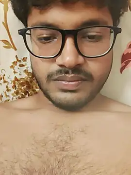 Snapshot of Tamilan_fucks chatting on 07-11-26, 01:33 Tamilan fucks online show from 07-11-26, 01:33