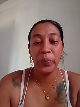 candelahot10 online show from 06-13-26, 01:53