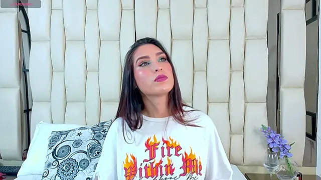 Chloemendoza online show from 07-25-26, 05:30