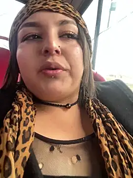 Snapshot of Aly_96 chatting on 07-22-26, 04:20 Aly 96 online show from 07-22-26, 04:20