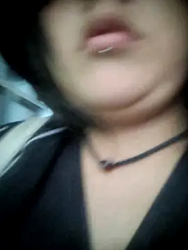 Snapshot of Aly_96 chatting on 06-16-26, 04:18 Aly 96 online show from 06-16-26, 04:18