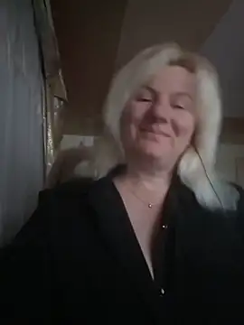 VikaRaine555 online show from 06-18-26, 08:14