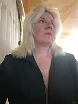 VikaRaine555 online show from 07-10-26, 07:25