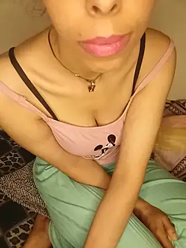 Snapshot of Nutela_123 chatting on 06-16-26, 01:16 Nutela 123 online show from 06-16-26, 01:16