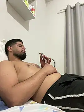 mineirinho3120 online show from 06-28-26, 01:23