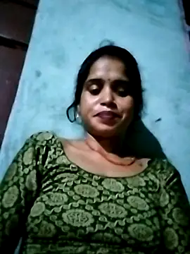 Snapshot of Cut_simran56 chatting on 06-11-26, 04:37 Cut simran56 online show from 06-11-26, 04:37