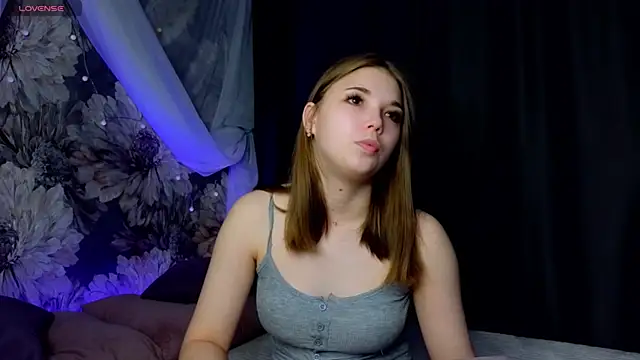 Snapshot of jenny7474 chatting on 07-11-26, 03:51 jenny7474 online show from 07-11-26, 03:51