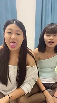 Snapshot of fang-101 chatting on 06-22-26, 04:26 fang-101 online show from 06-22-26, 04:26