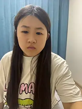 Snapshot of fang-101 chatting on 06-17-26, 03:33 fang-101 online show from 06-17-26, 03:33