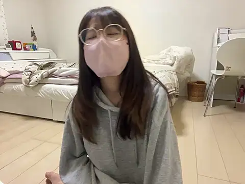 Snapshot of Sakura_Mochi38 chatting on 06-14-26, 05:47 Sakura Mochi38 online show from 06-14-26, 05:47