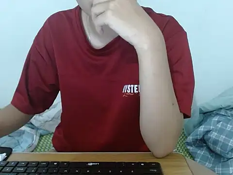 Snapshot of ThuyTien279 chatting on 07-07-26, 05:38 ThuyTien279 online show from 07-07-26, 05:38