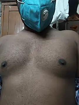 Snapshot of ranigupta72 chatting on 06-11-26, 03:31 ranigupta72 online show from 06-11-26, 03:31