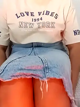 officequeen online show from 07-16-26, 05:15