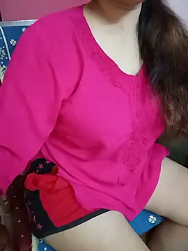 Snapshot of divya-222 chatting on 06-19-26, 04:13 divya-222 online show from 06-19-26, 04:13