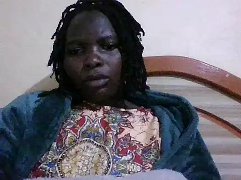 Snapshot of lucyswee chatting on 07-11-26, 06:13 lucyswee online show from 07-11-26, 06:13