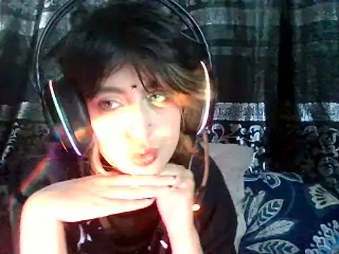 kittenpasive30 online show from 06-14-26, 04:19