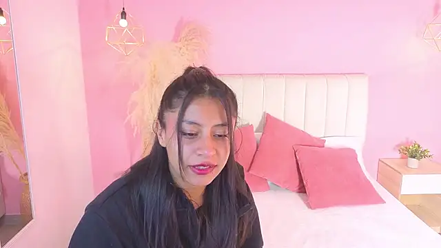 Snapshot of valeria__torres chatting on 07-22-26, 11:12 valeria torres online show from 07-22-26, 11:12