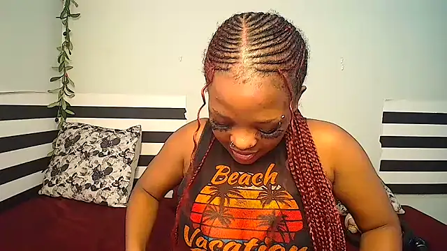Snapshot of FreakyNubian chatting on 07-10-26, 05:18 FreakyNubian online show from 07-10-26, 05:18