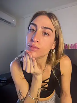 NicoleWilder online show from 07-18-26, 12:58