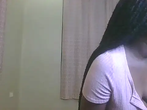 Snapshot of _tasha1 chatting on 06-10-26, 08:43 tasha1 online show from 06-10-26, 08:43