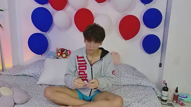 Samy Twink online show from 07-06-26, 03:13