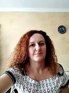 KarinaFlower99 online show from 06-14-26, 07:09