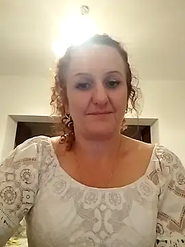KarinaFlower99 online show from 06-18-26, 08:03