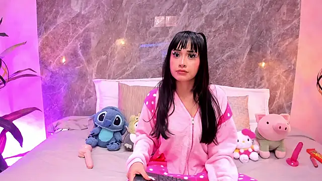 MiaRivvers online show from 07-17-26, 12:24