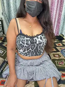 Snapshot of Gauri_Xx chatting on 07-17-26, 05:21 Gauri Xx online show from 07-17-26, 05:21